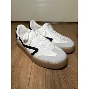 Steve Madden White Black‎ Retro Low Top Sneakers Women's Size 6.5 Gum Sole